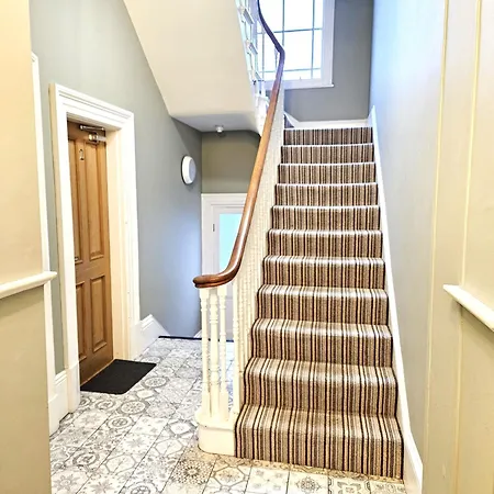 Cosy Loft Steps To Walls & Minster York