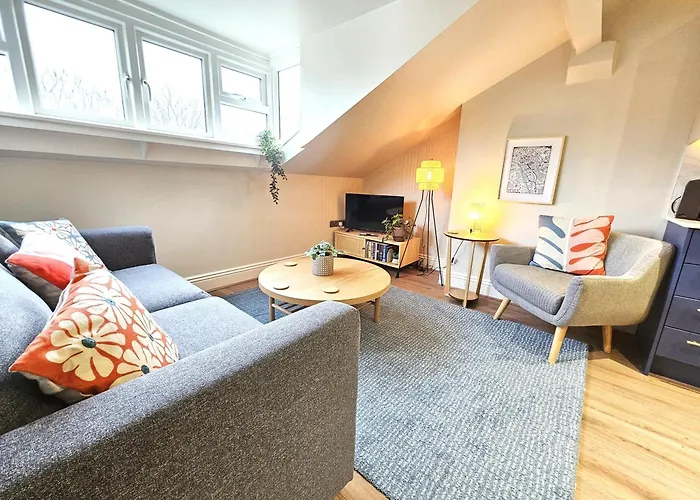 Stylish Loft Retreat Close To City Walls & Minster * York