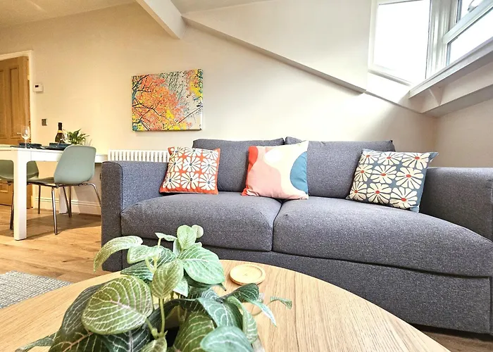 Stylish Loft Retreat Close To City Walls & Minster Appartamento