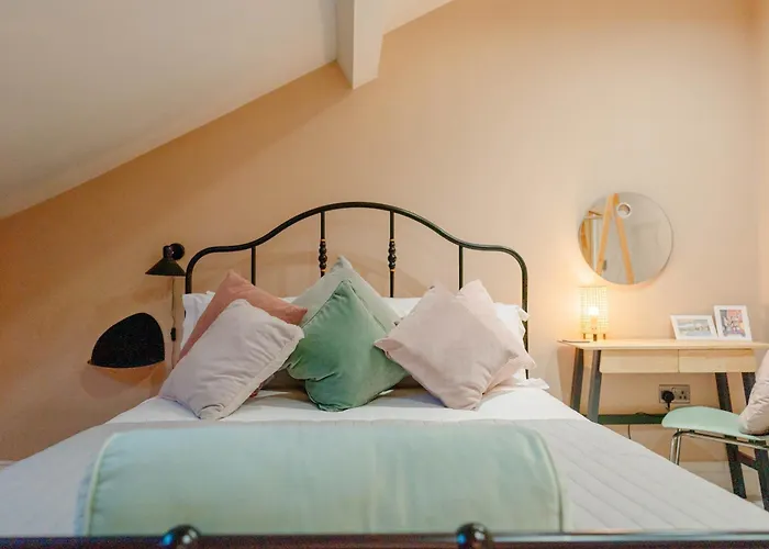 Cosy Loft Retreat Close To Walls & Minster